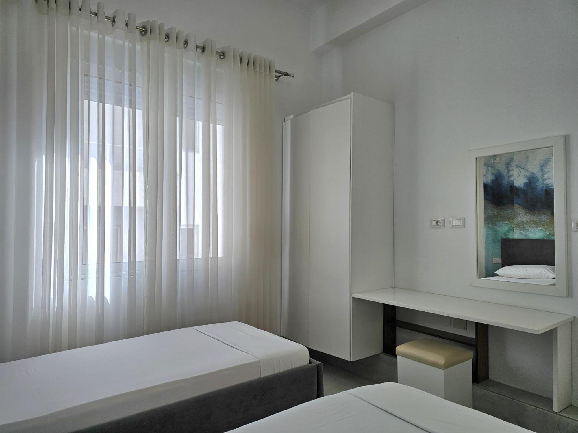Panorama View Apartments Саранде Екстериор снимка