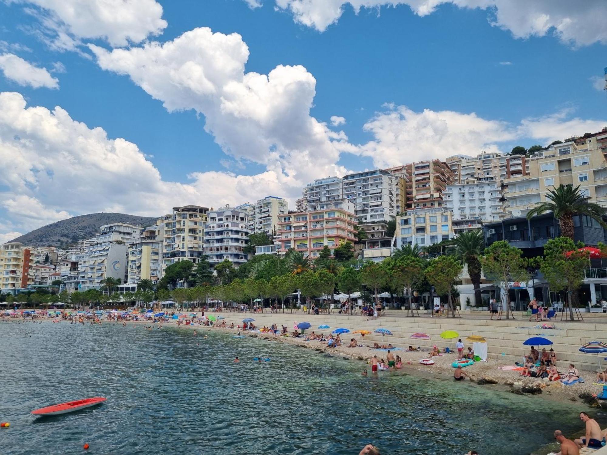 Panorama View Apartments Саранде Екстериор снимка