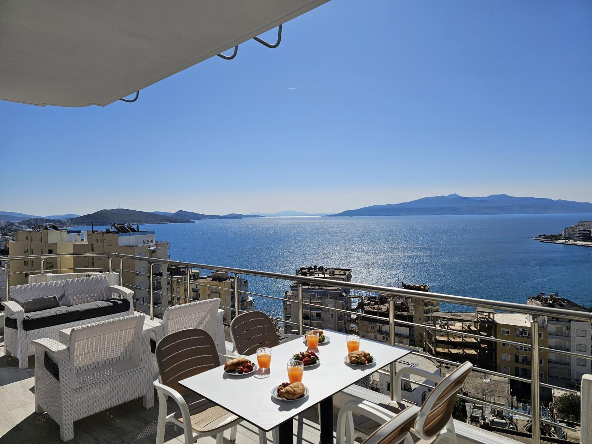 Panorama View Apartments Саранде Екстериор снимка