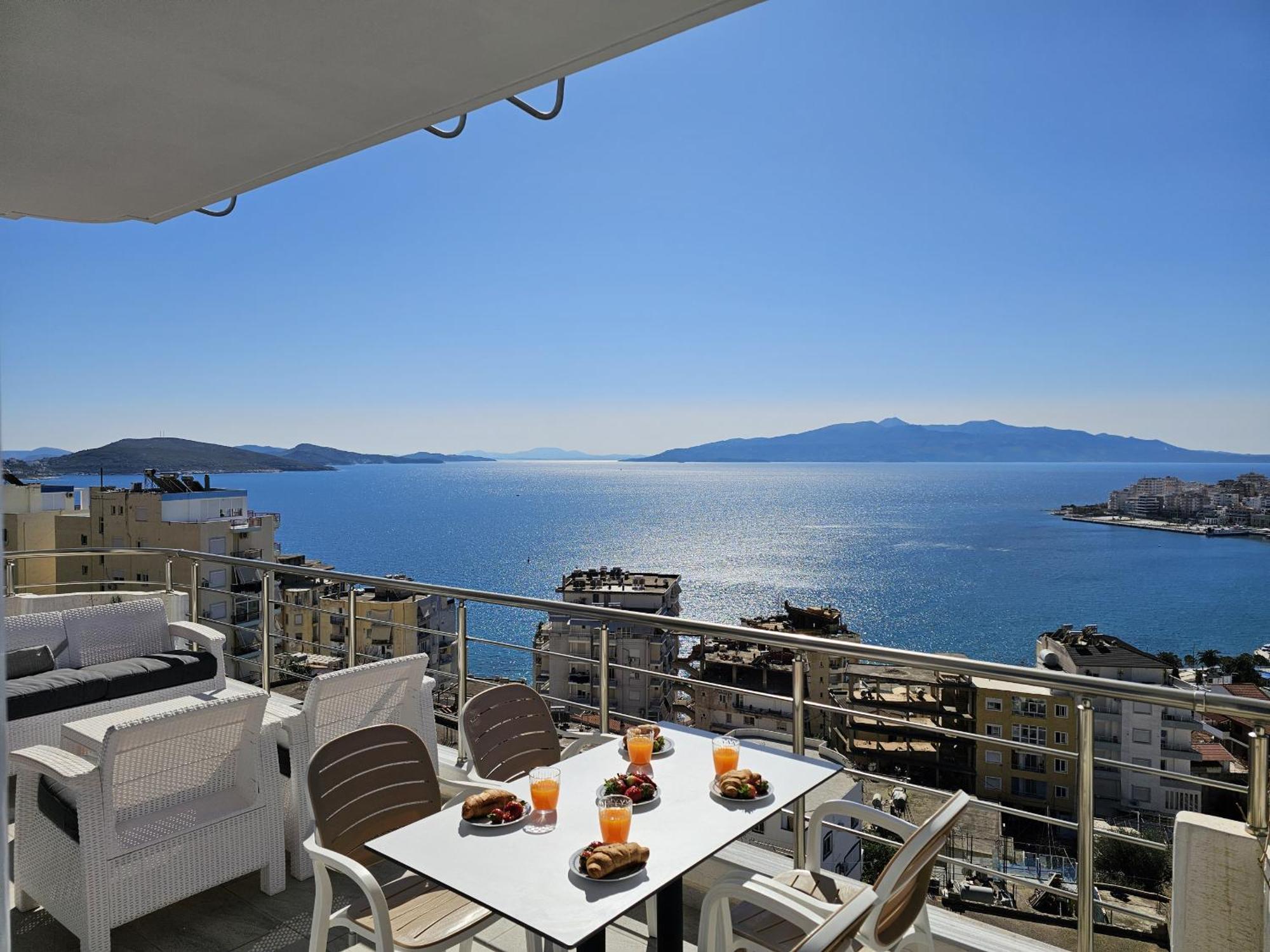 Panorama View Apartments Саранде Екстериор снимка